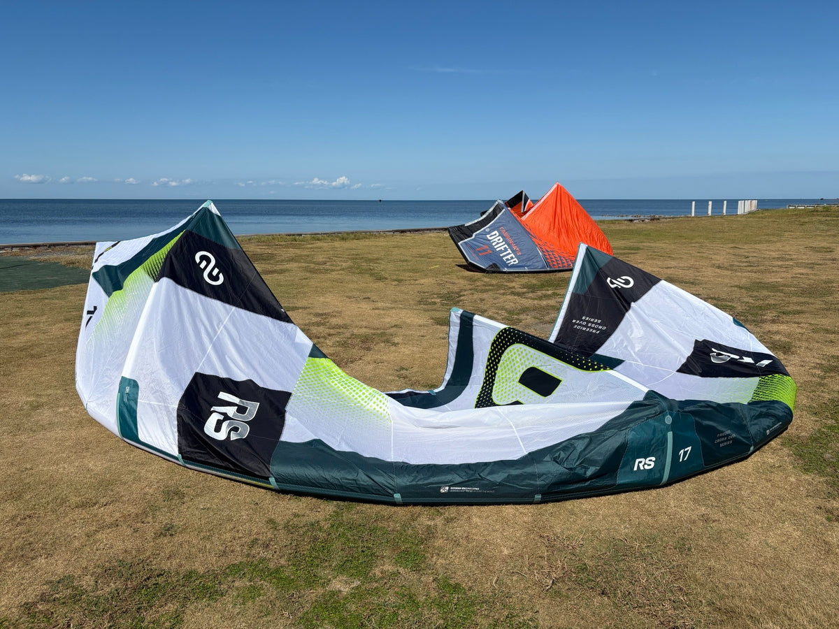 17M Eleveight RS V9 Kiteboarding Kite - Used Like New